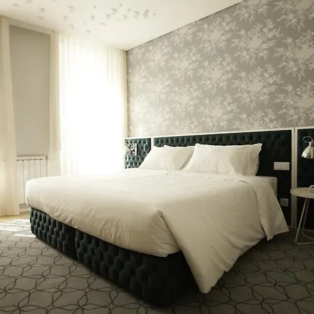In Gallery Porto