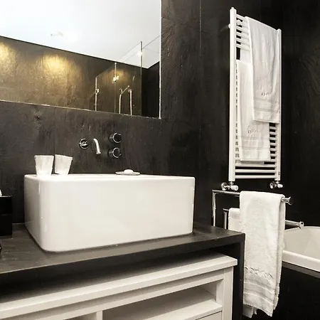 In Gallery Πανσιόν Πόρτο