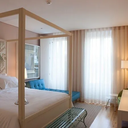 In Gallery Πόρτο