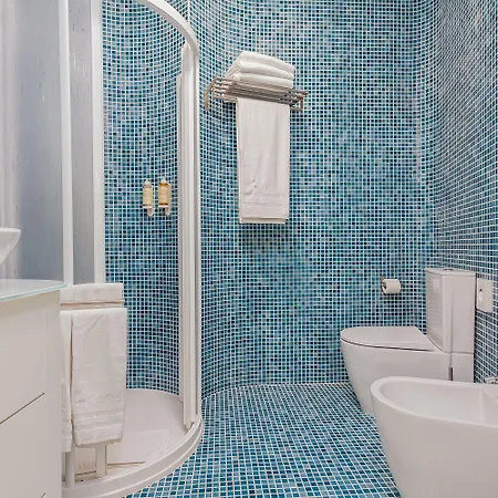 인 포르토 갤러리 게스트하우스 포르투