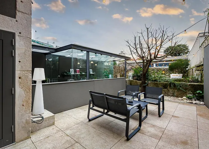 In Gallery 4* פורטו